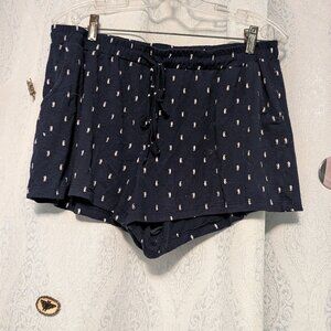 Seahorse print short shorts